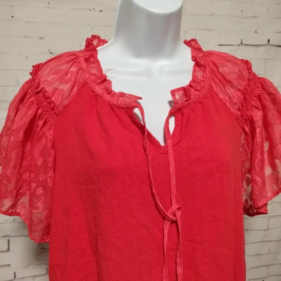Umgee size Small Coral Orange Flutter Sleeves Tie Neck Top Blouse Boho - Picture 2 of 8